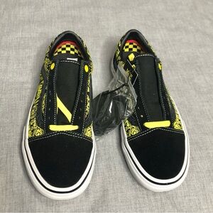 Vans Old Skool Black and Yellow SpongeBob Gigliotti Graphic